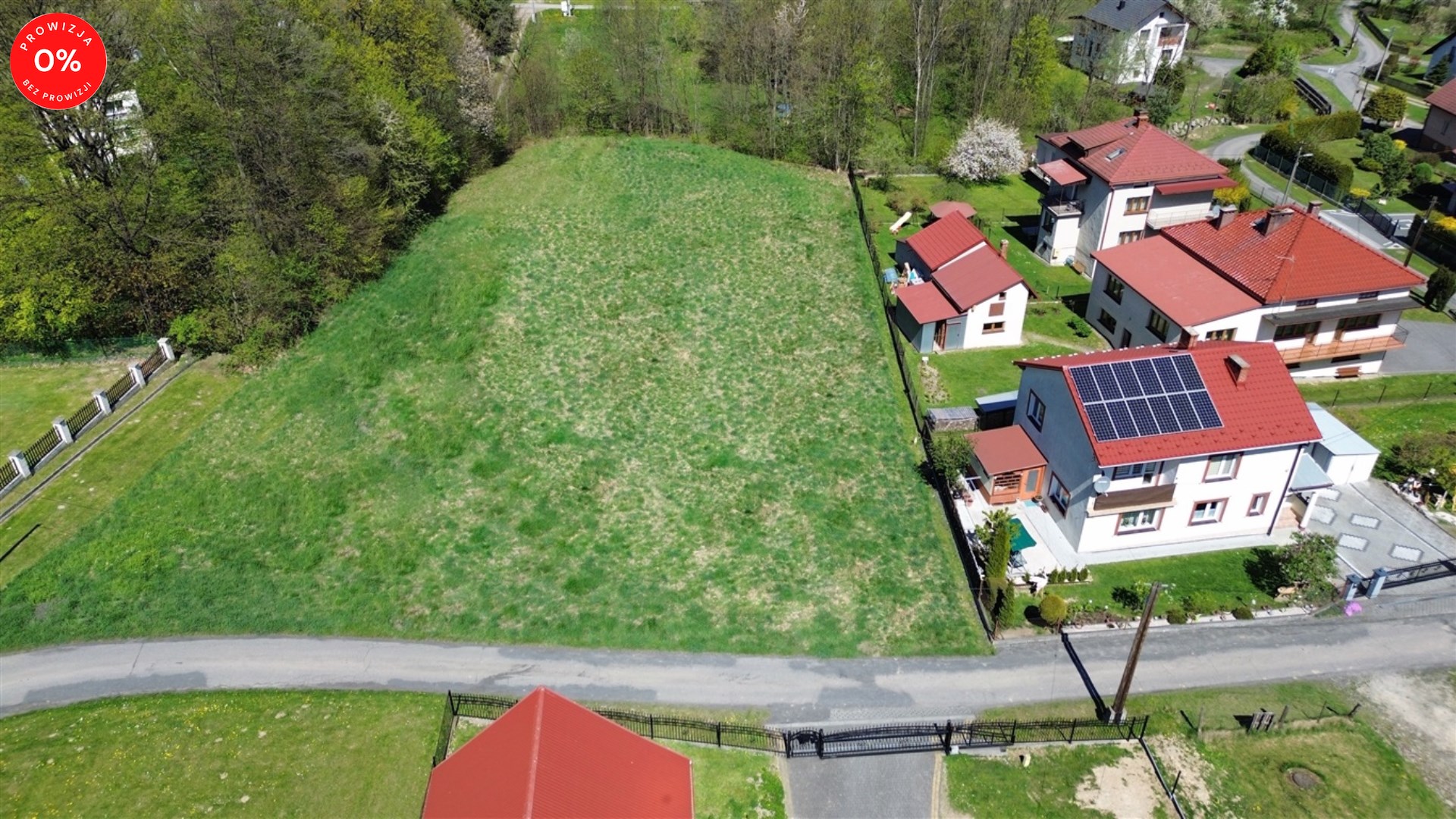 Działka na sprzedaż